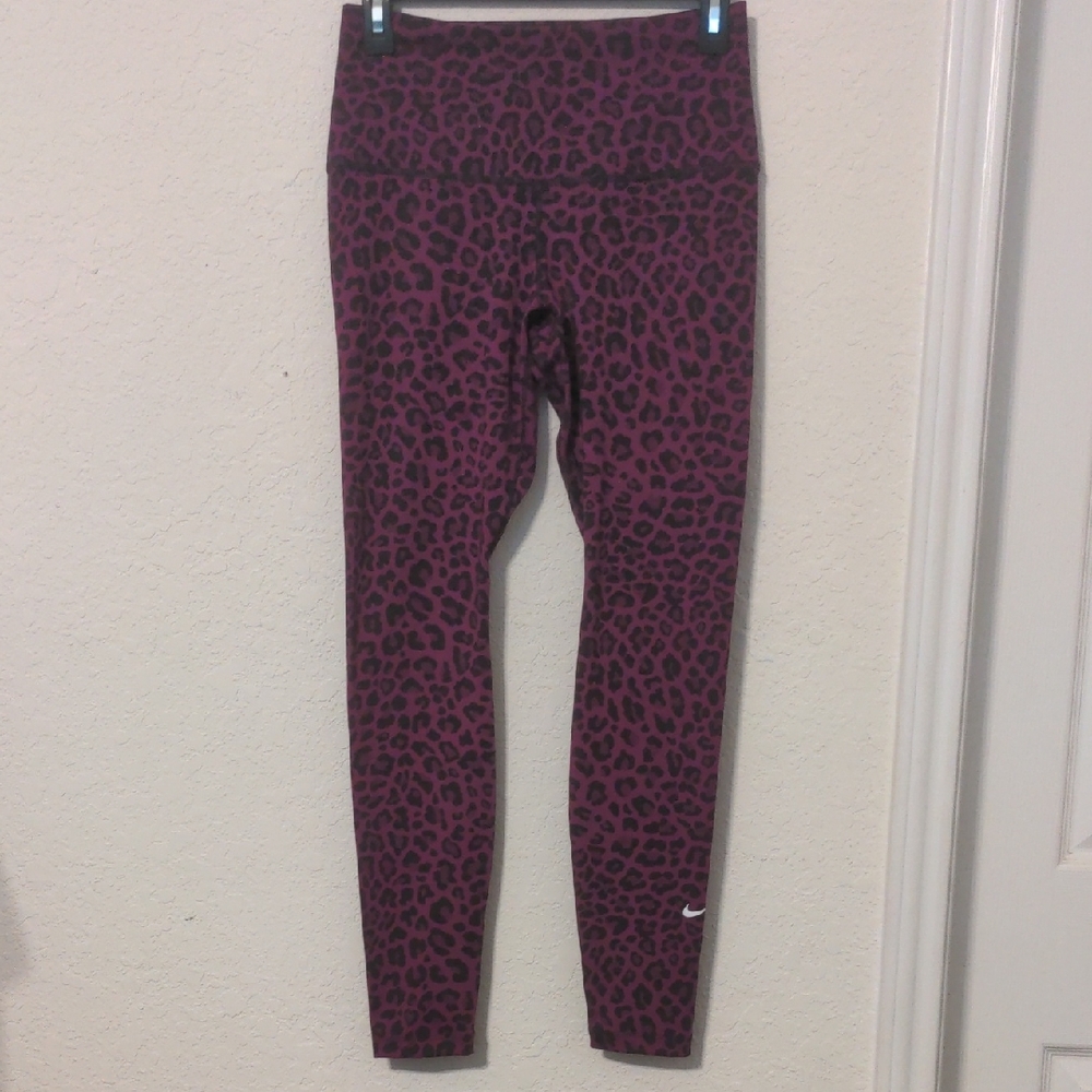 Nike Dri Fit Women's Athletic Animal Print Purple & Black Leggings. Size S